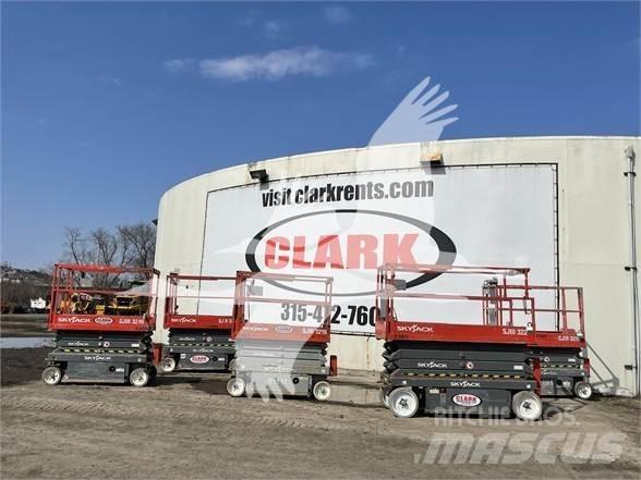 SkyJack SJ3219 Nacelle ciseaux