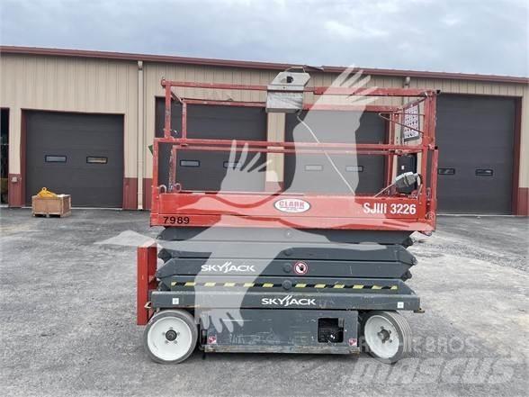 SkyJack SJ3226 Nacelle ciseaux