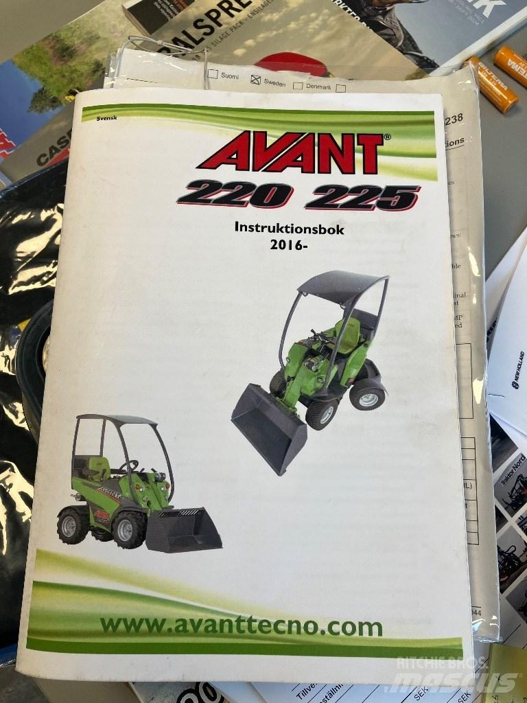 Avant 225 Chargeuse multifonction