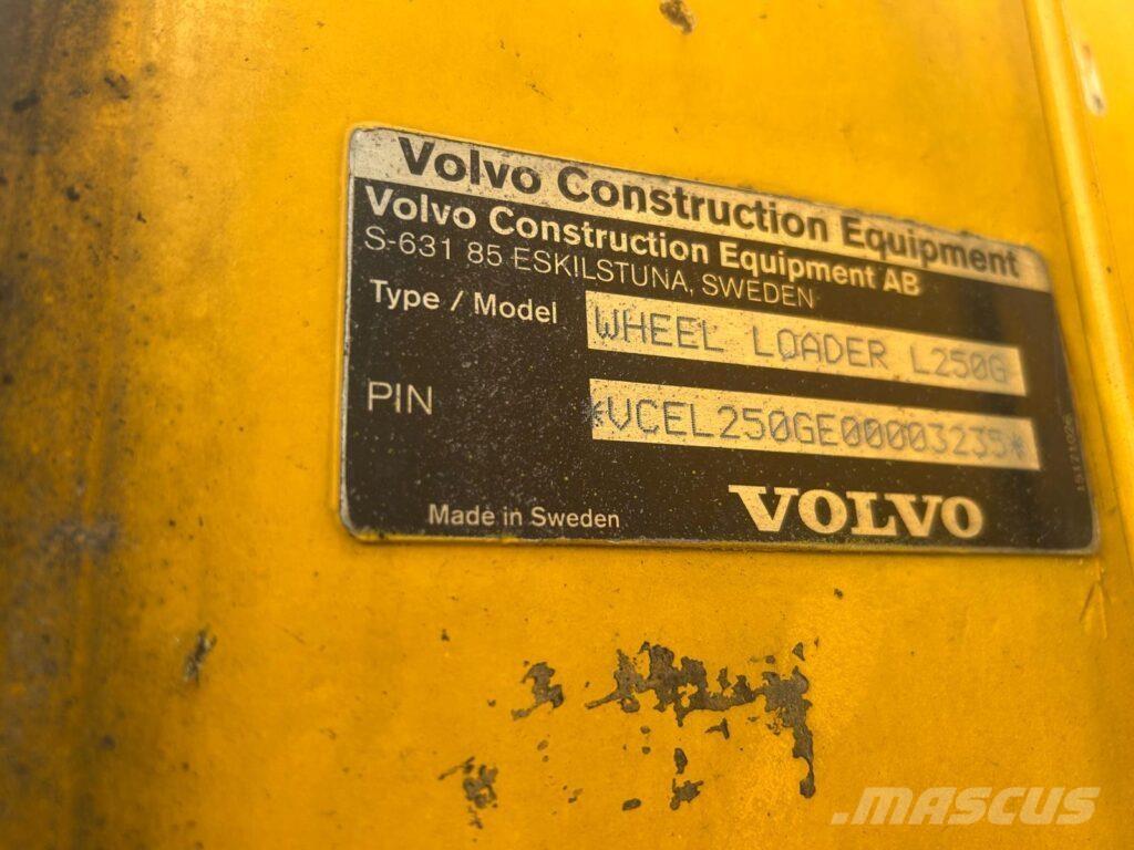 Volvo L250G Chargeuse sur pneus