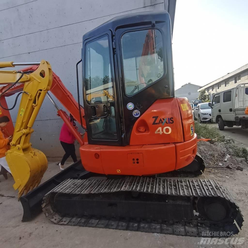 Hitachi ZX 40 U Mini pelle < 7t