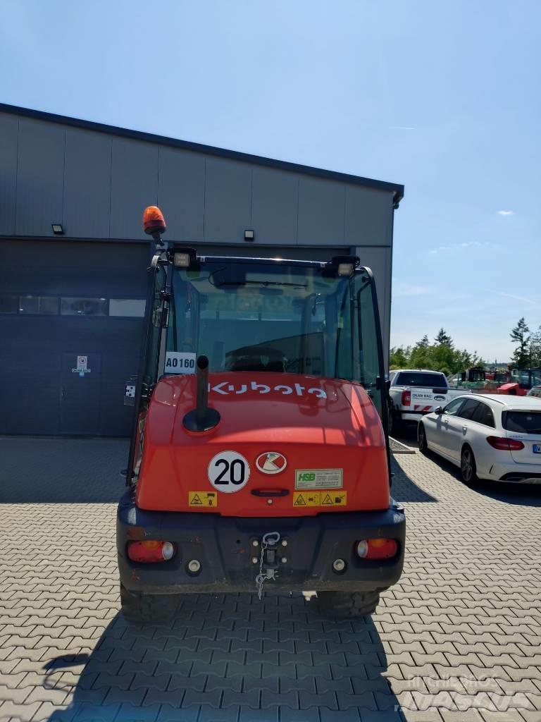 Kubota R 070 Chargeuse sur pneus