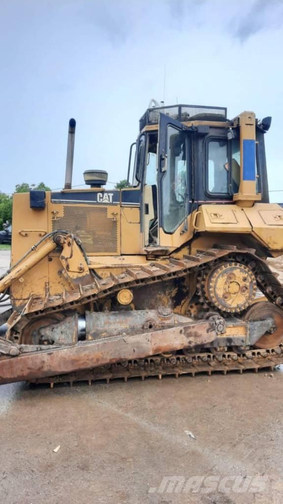 CAT D 6 M XL Bouteurs sur chenilles