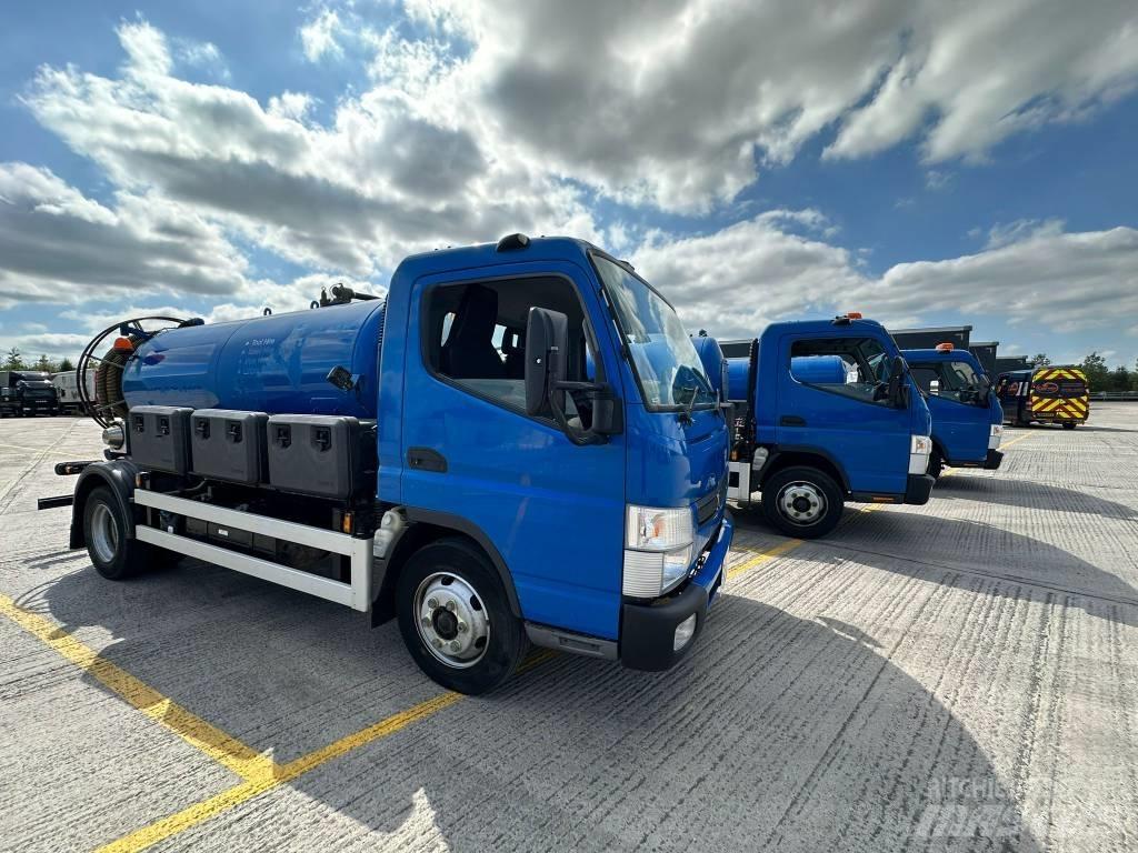 Mitsubishi Canter Camion poubelle