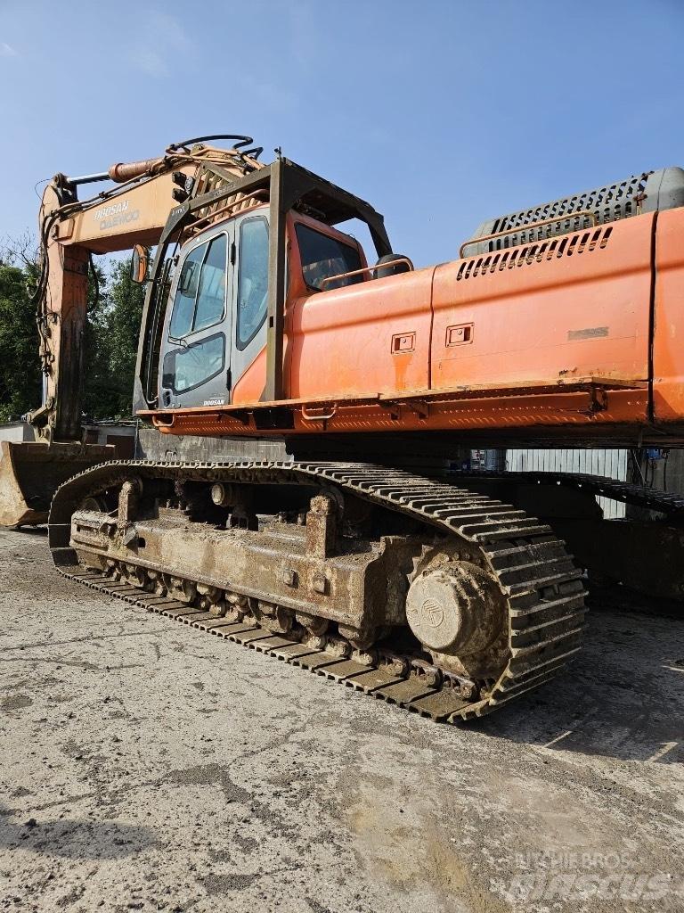 Doosan Dx480 Pelle sur chenilles