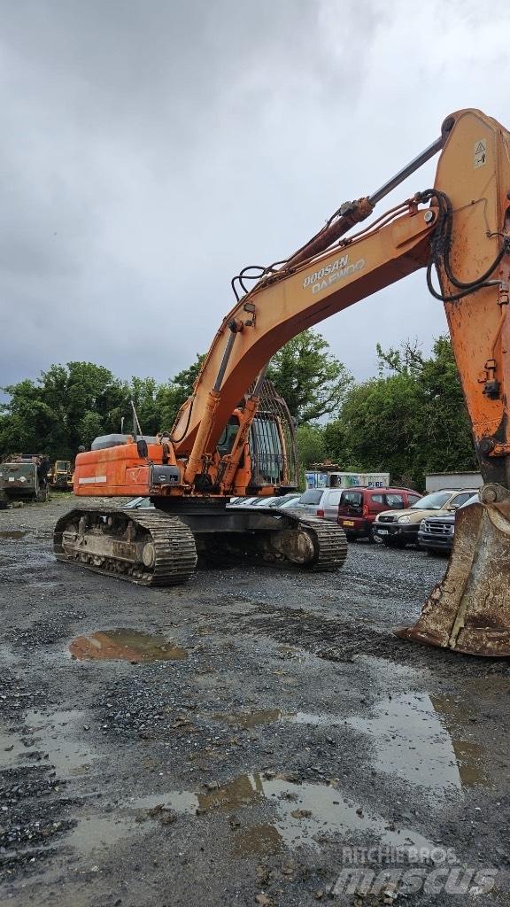 Doosan Dx480 Pelle sur chenilles
