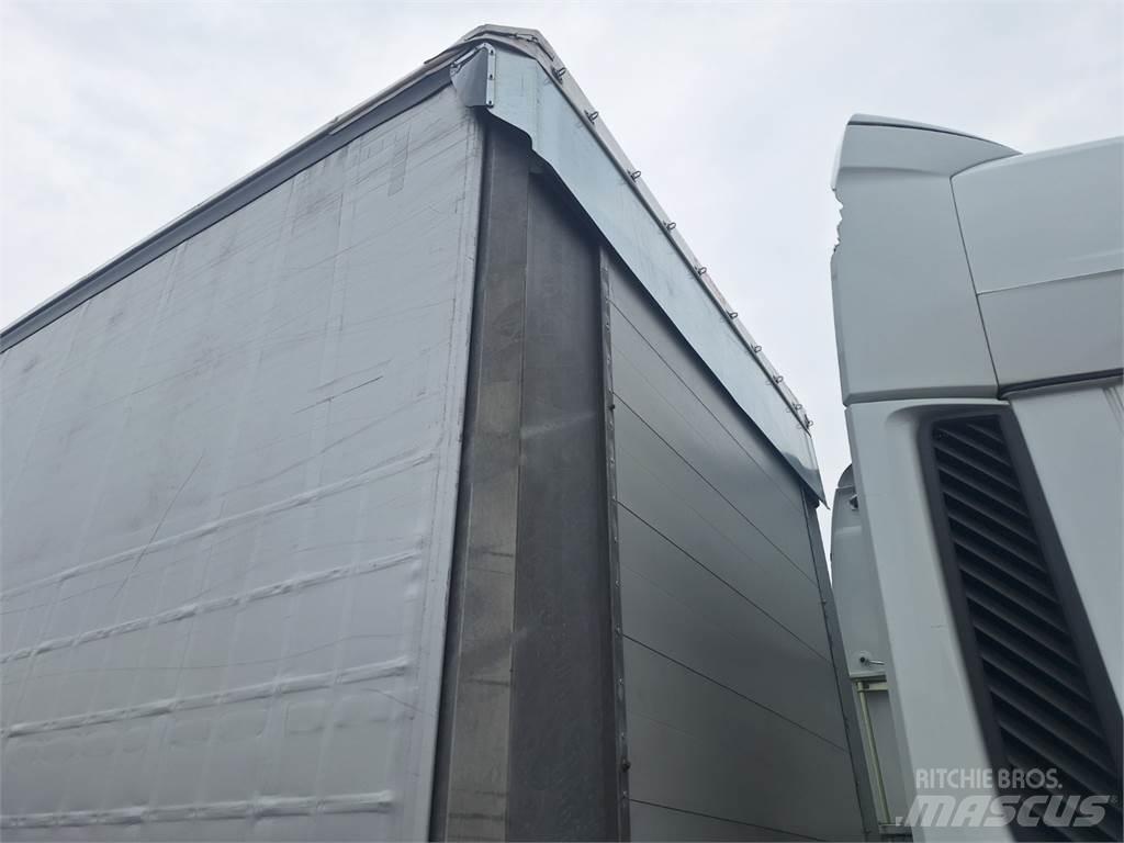 Fliegl SDS 390 Remorque ridelle