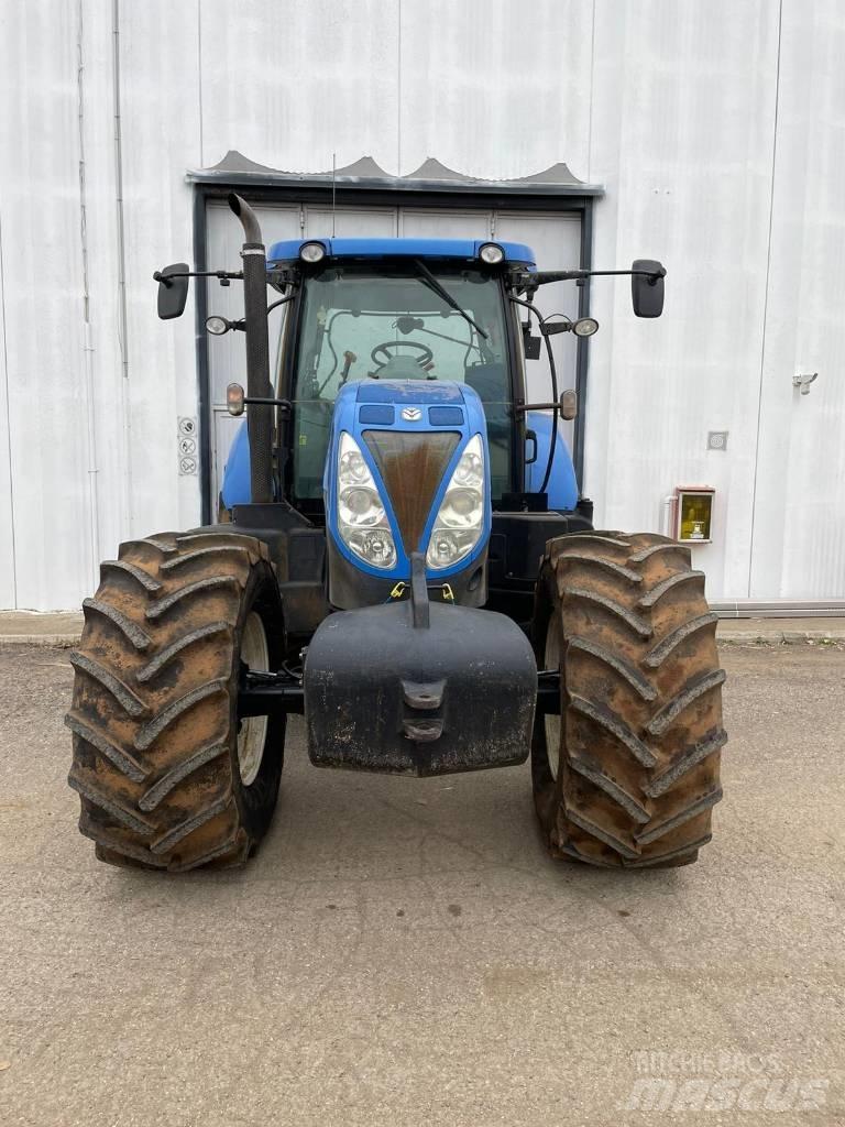New Holland T 7.210 Tracteur