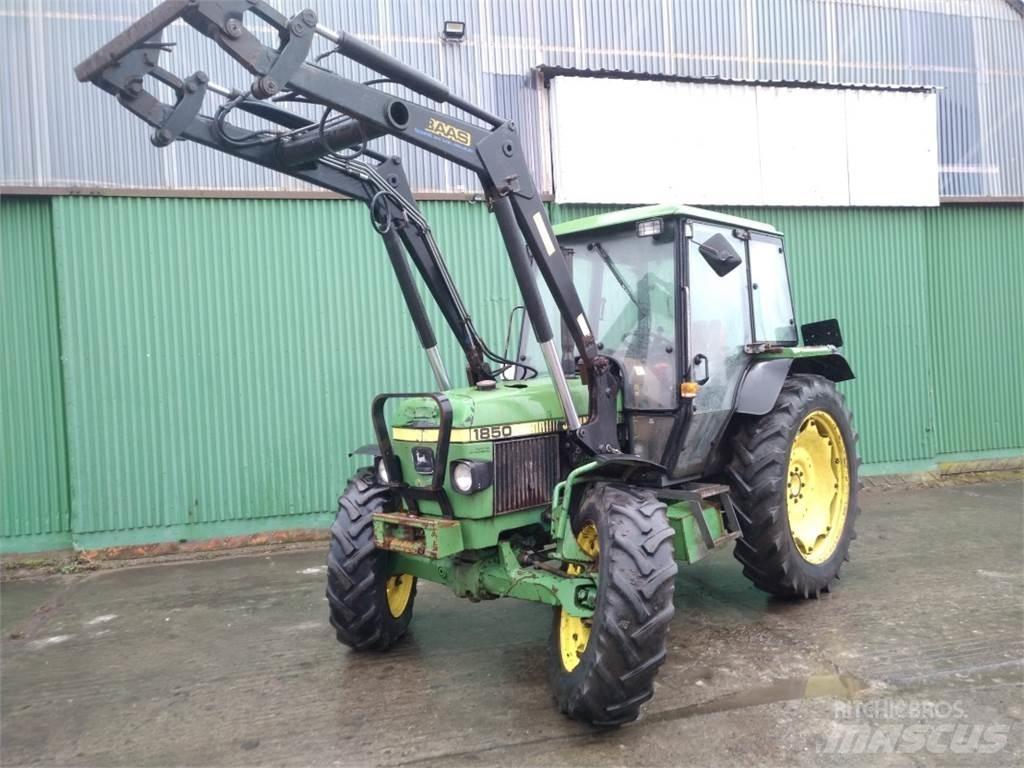 John Deere 1850 Tracteur