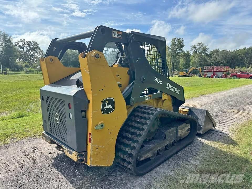 John Deere 317G Chargeuse compacte