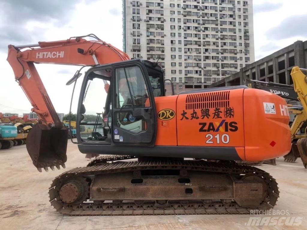 Hitachi ZX 210 Pelle sur chenilles
