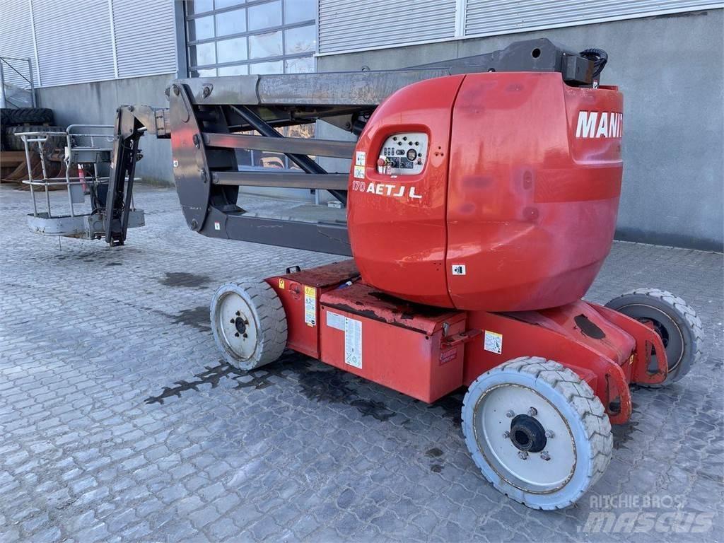 Manitou 170AETJ-L Nacelles articulées