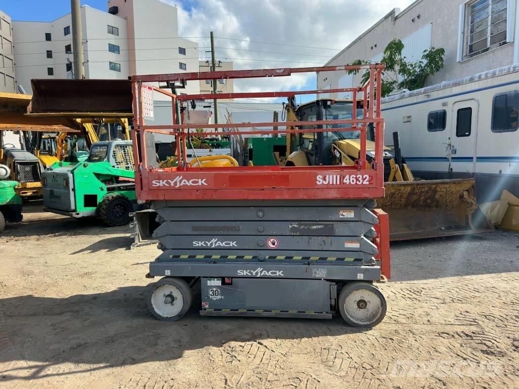 JLG 32 Lift Nacelle ciseaux