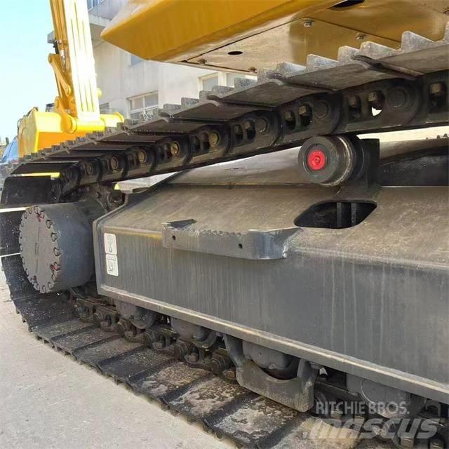 Komatsu PC 210-8 Pelle sur chenilles