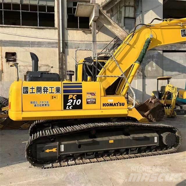 Komatsu PC 210-8 Pelle sur chenilles