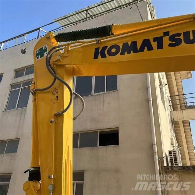 Komatsu PC 210-8 Pelle sur chenilles