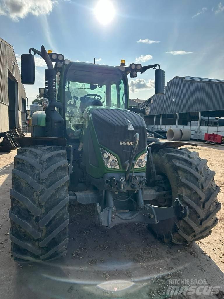 Fendt 724 Profi Plus Tracteur