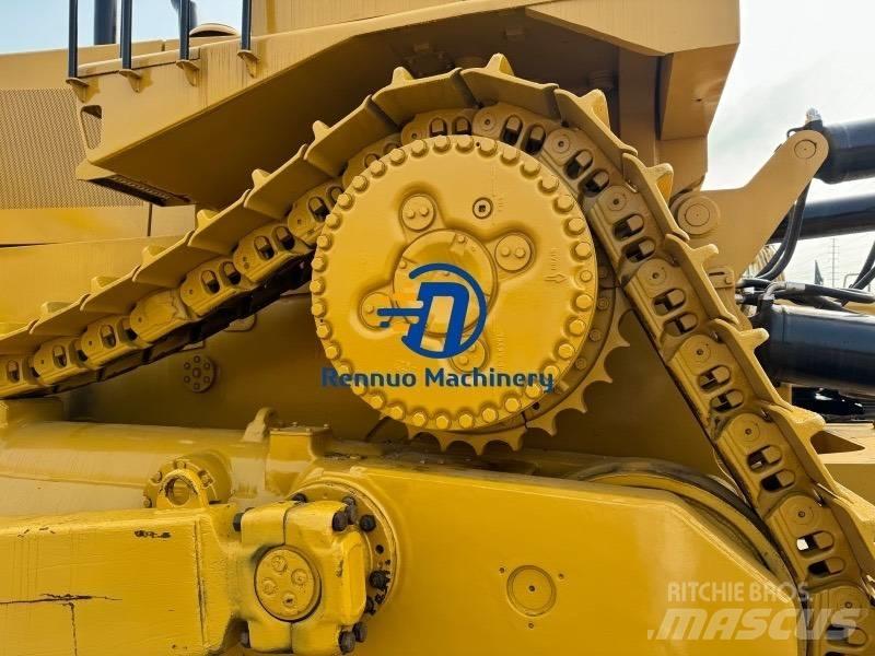 CAT D 10 R Bouteurs sur chenilles