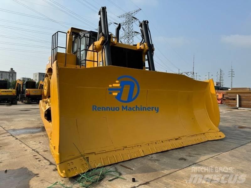 CAT D 10 R Bouteurs sur chenilles