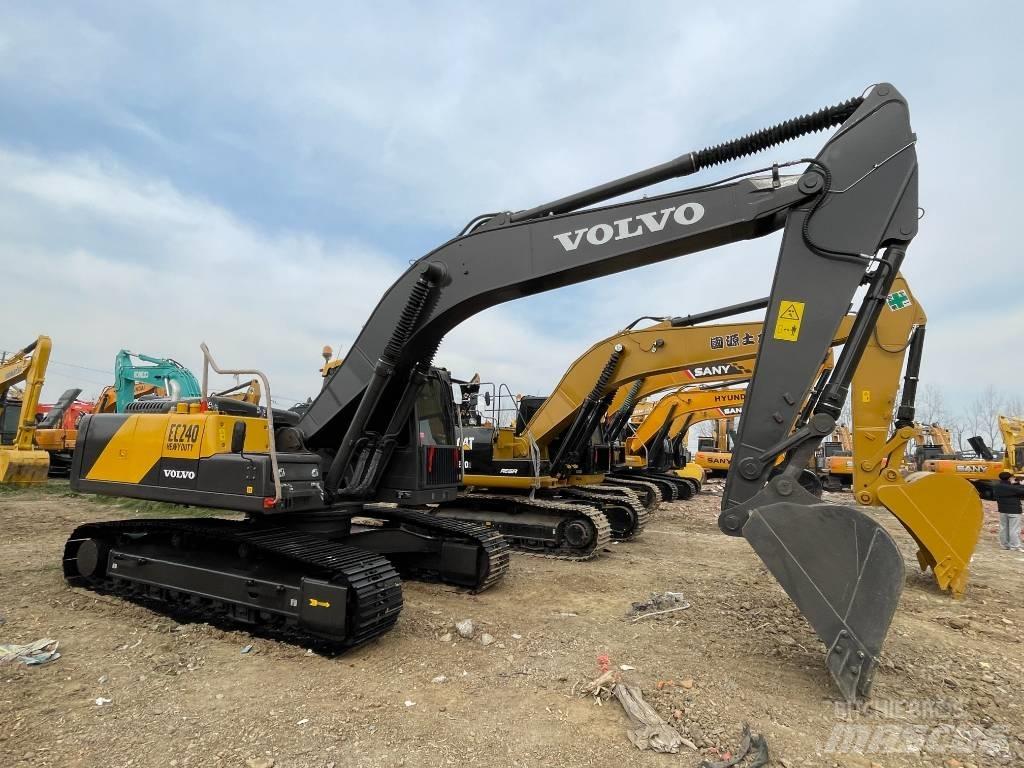 Volvo EC 240 Pelle sur chenilles