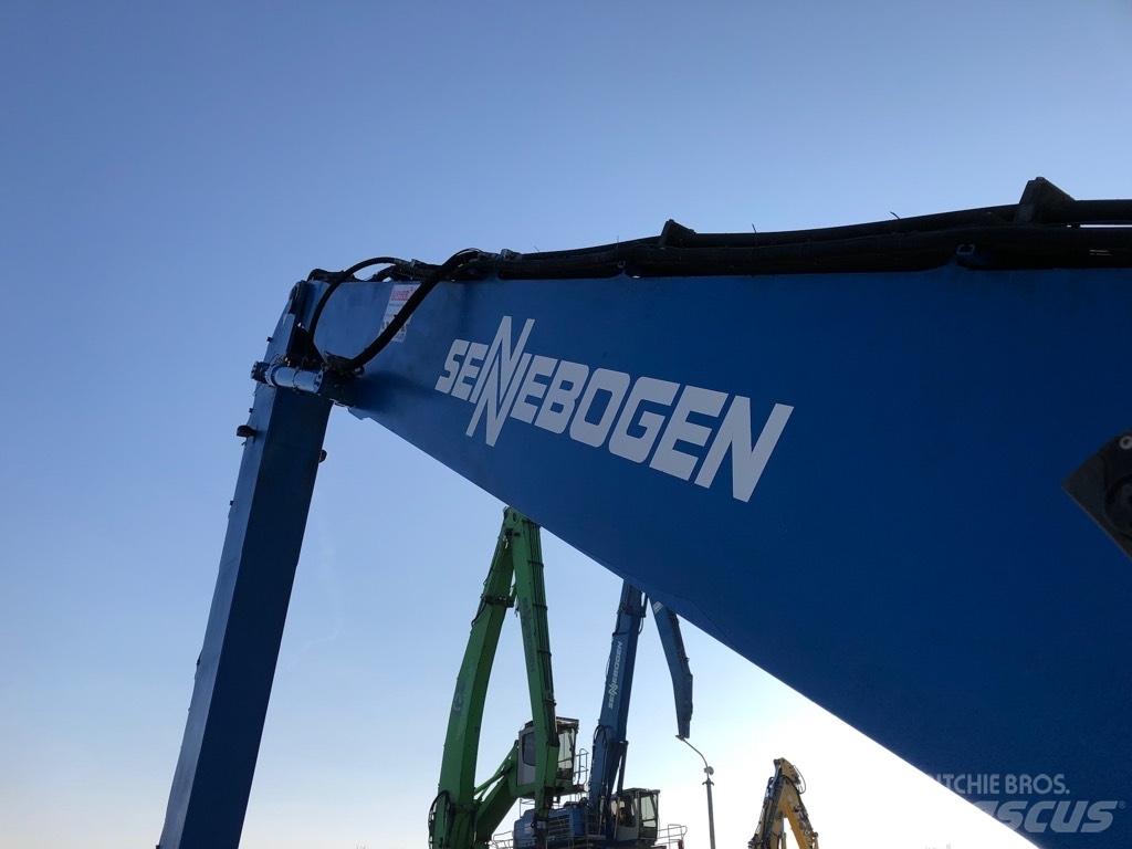 Sennebogen 830 Pelle à déchets