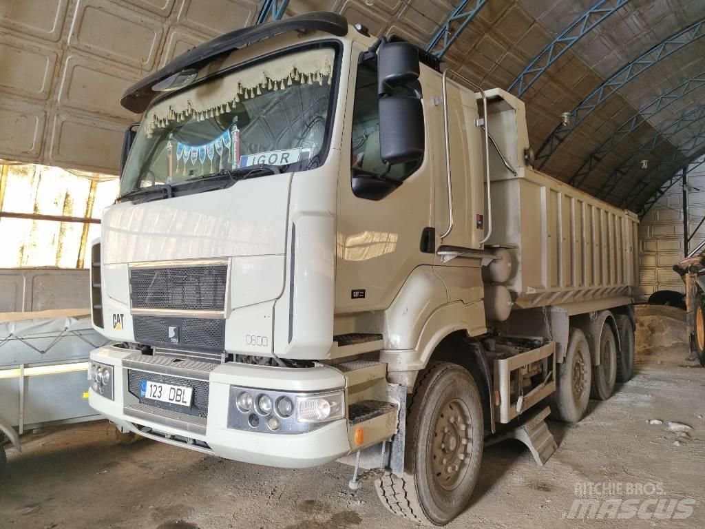 Sisu C600 Camion benne