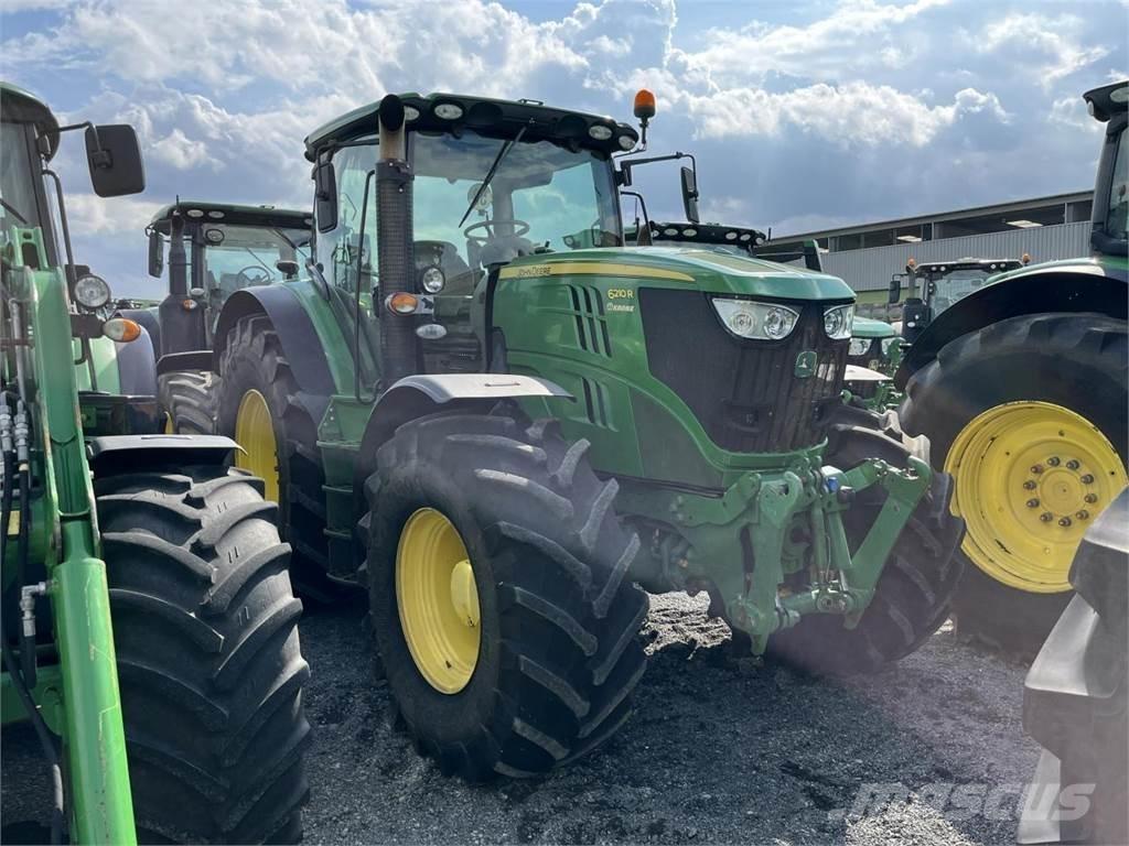 John Deere 6210R Tracteur