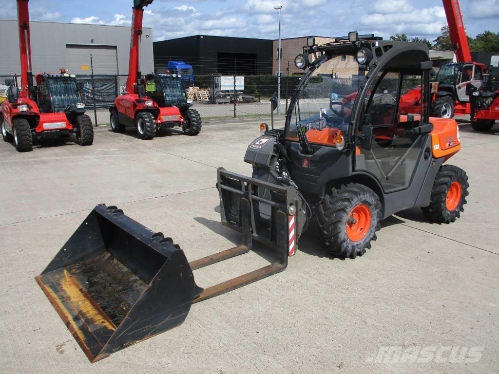 Ausa T144 H X4 (071) Chariot télescopique