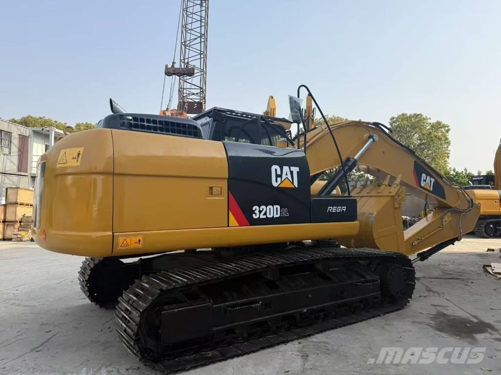 CAT 320d2 Mini pelle 7t-12t