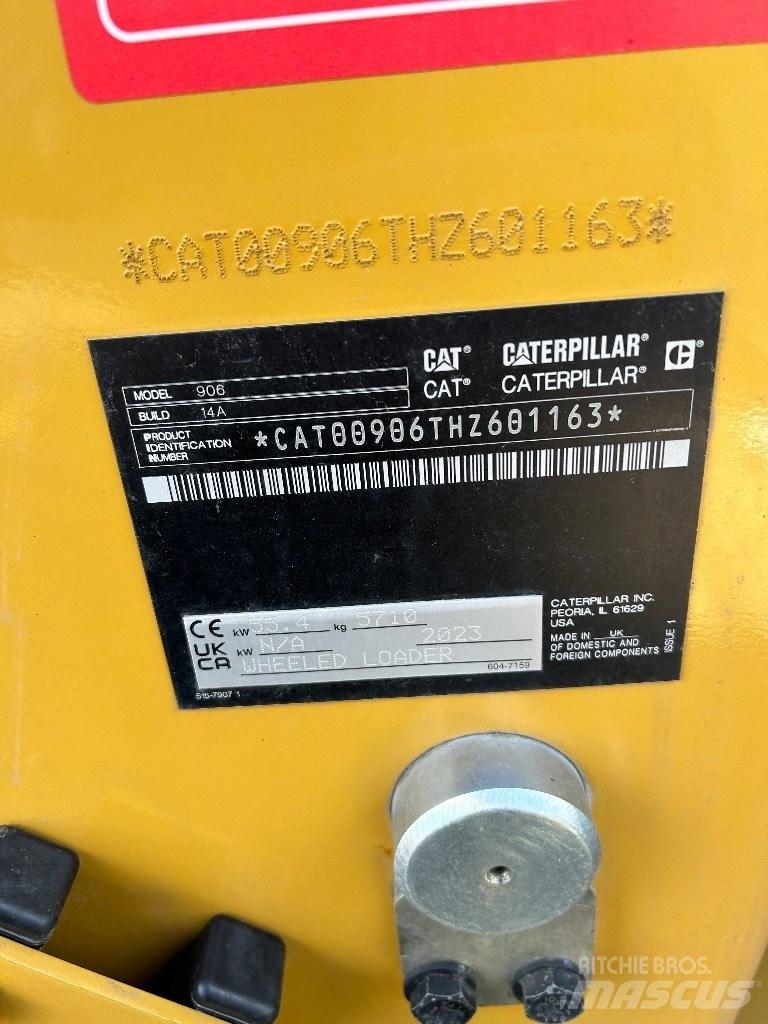 CAT 906 Chargeuse sur pneus