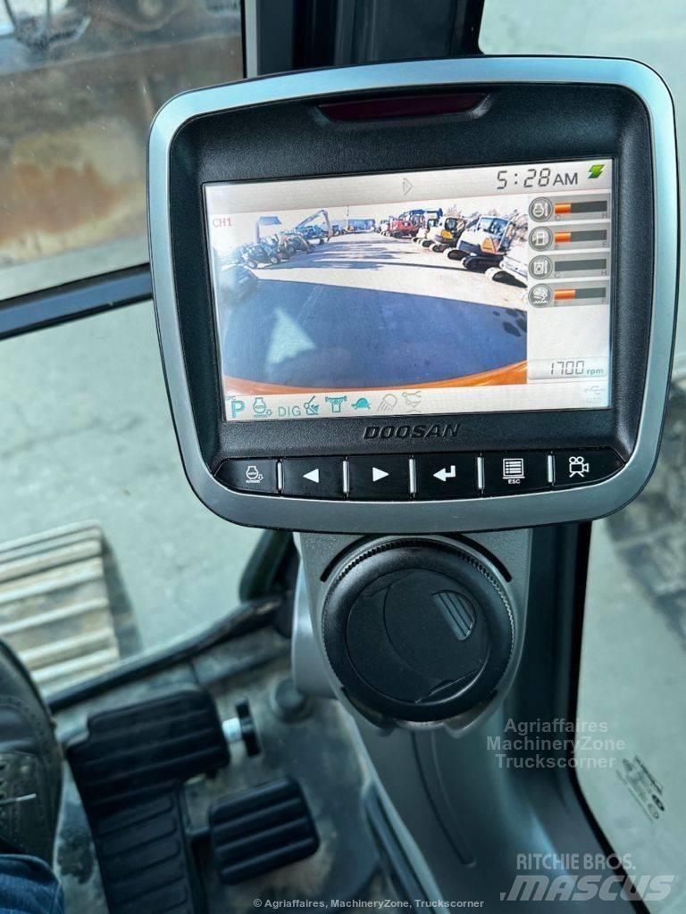Doosan DX 180 LC Pelle sur chenilles
