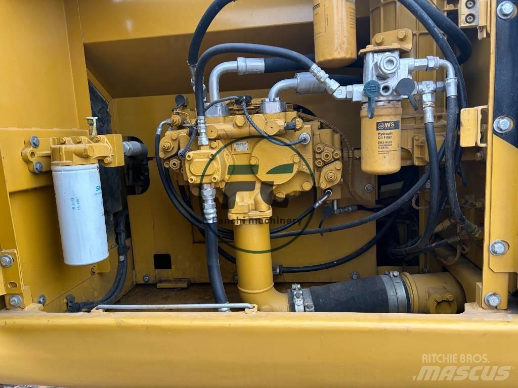CAT 325 D2 Pelle sur chenilles