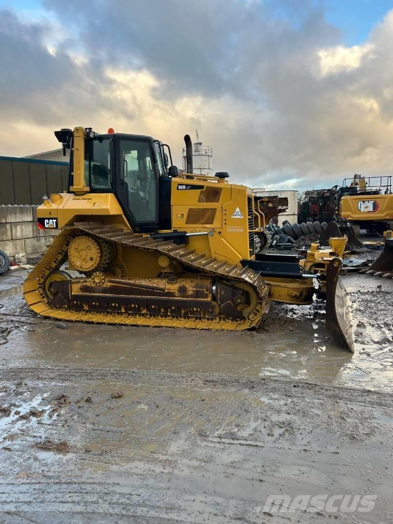CAT D 6 N LGP Bouteurs sur chenilles