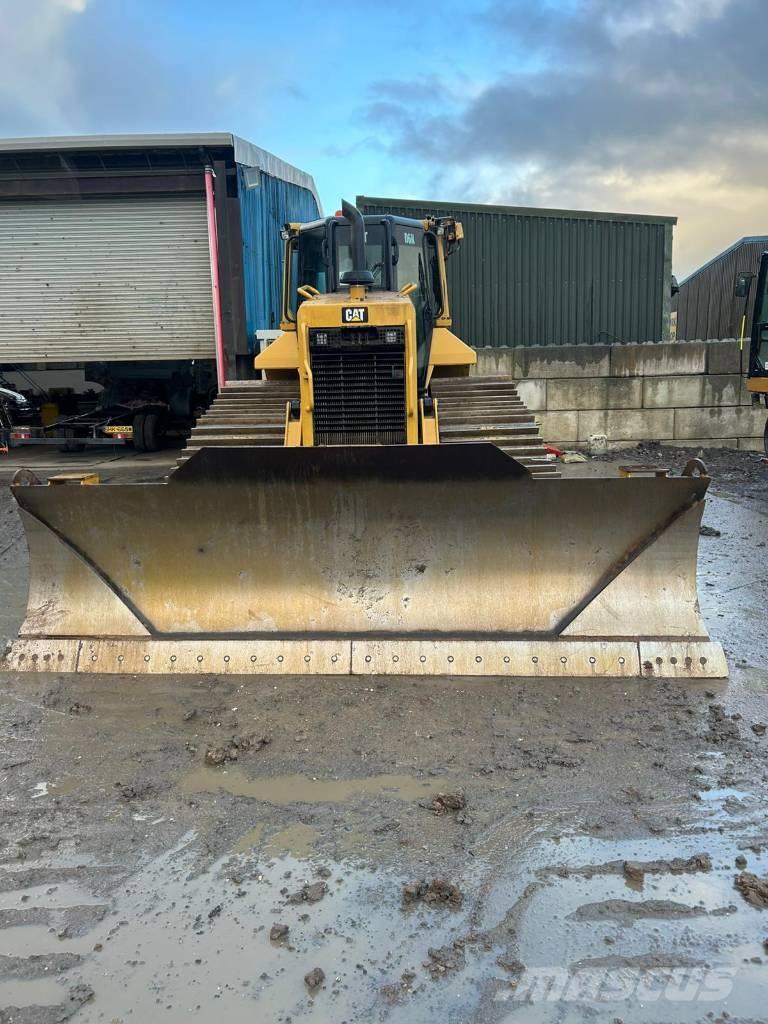 CAT D 6 N LGP Bouteurs sur chenilles