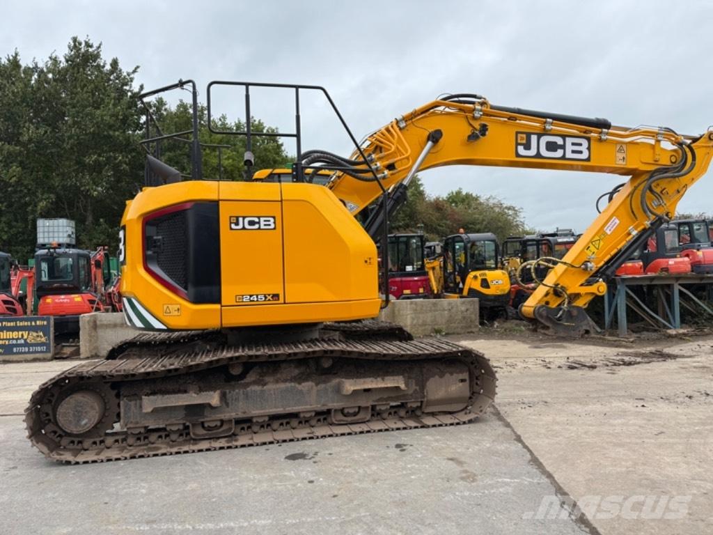 JCB 245 XR Pelle sur chenilles