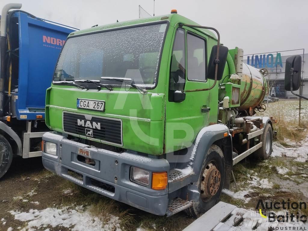 MAN 15.163 Camion aspirateur, Hydrocureur