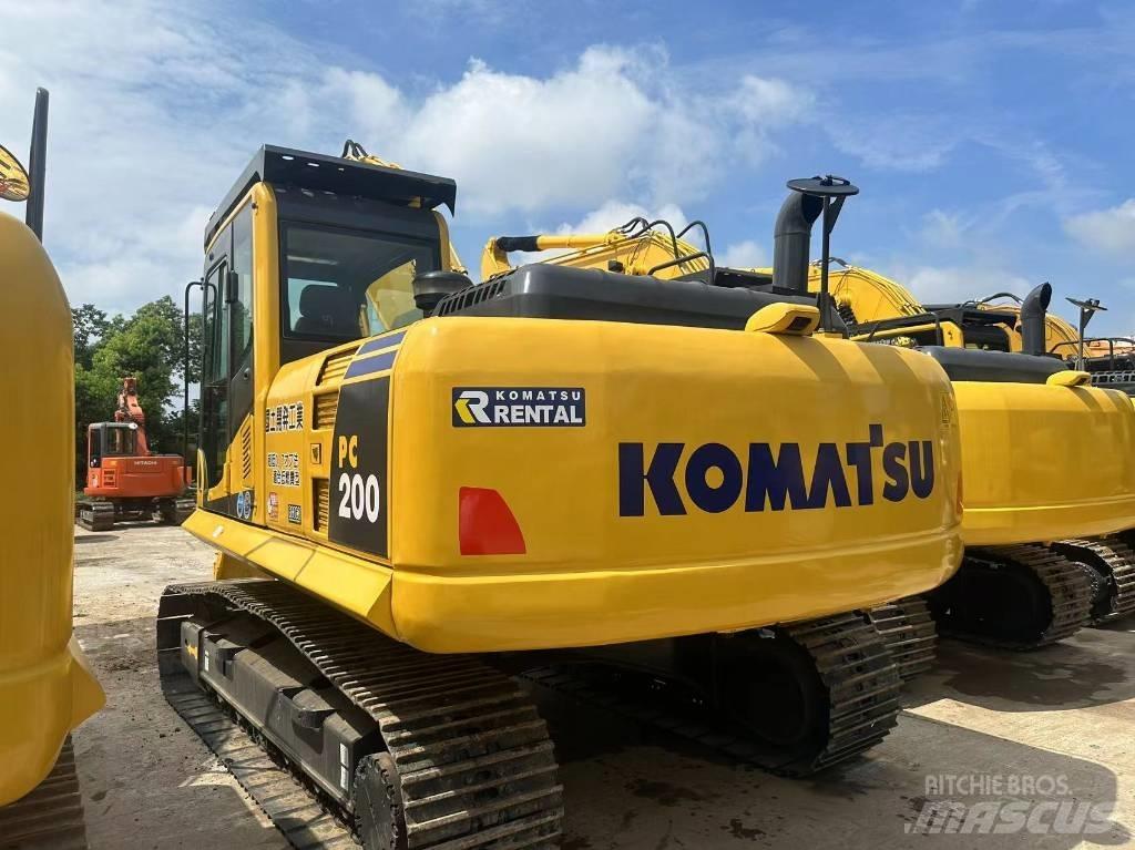 Komatsu PC 200 Pelle sur chenilles