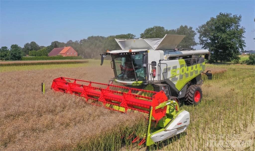 CLAAS Trion 730 TT Moissonneuse batteuse