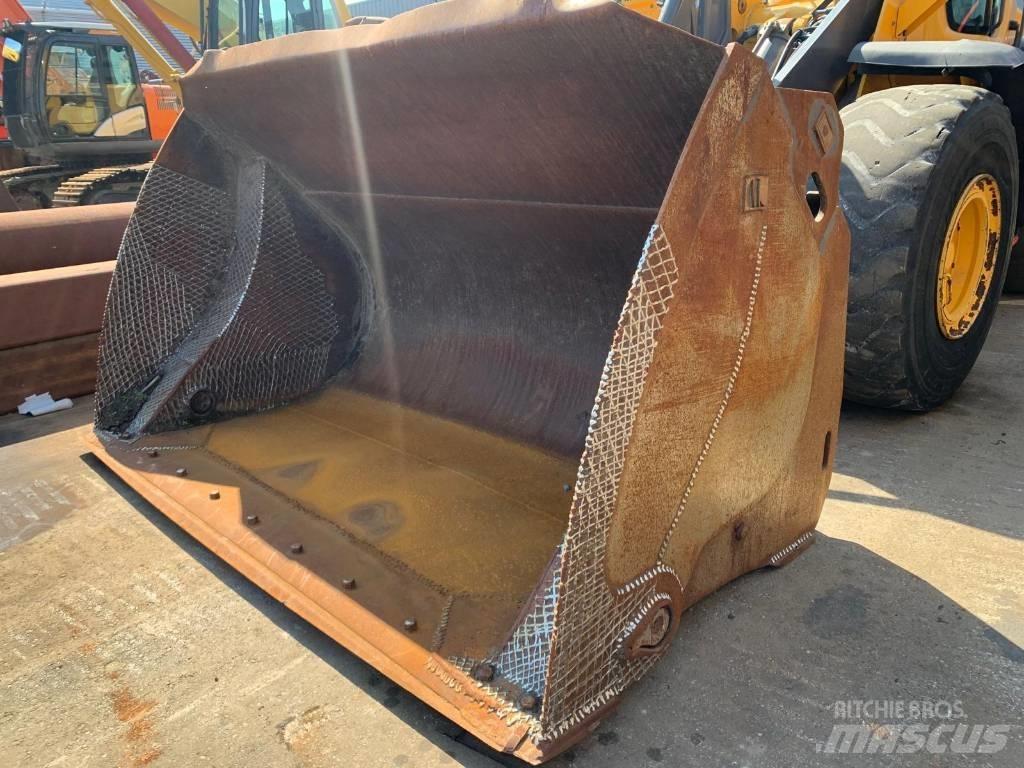 Volvo L110H L120H Godet