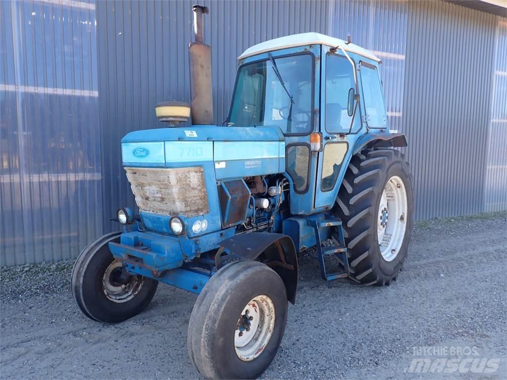 Ford 7710 Tracteur