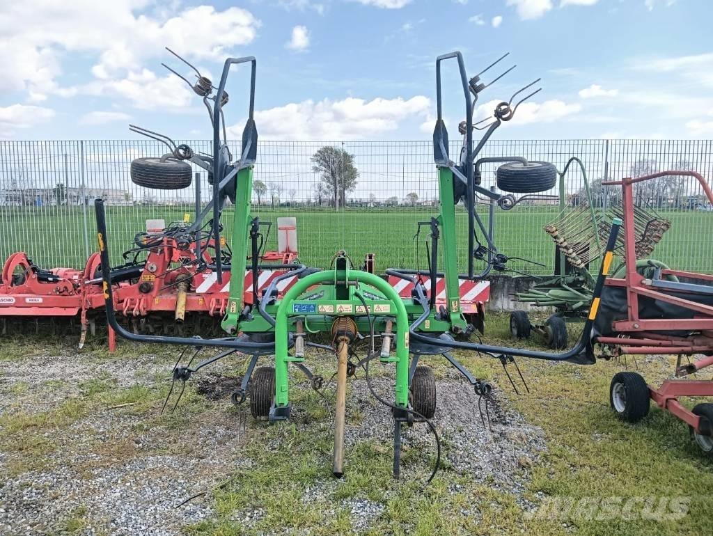 Deutz-Fahr 5521 Enrubanneuse