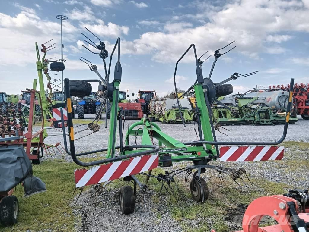 Deutz-Fahr 5521 Enrubanneuse