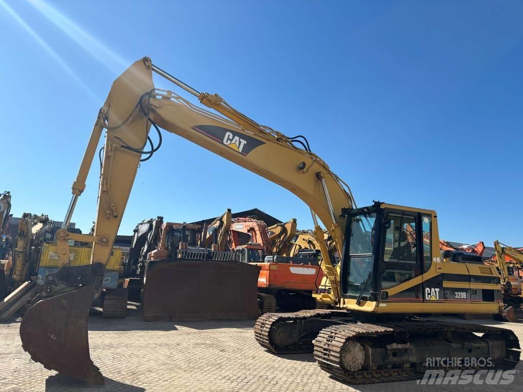 CAT 320 B L Pelle sur chenilles