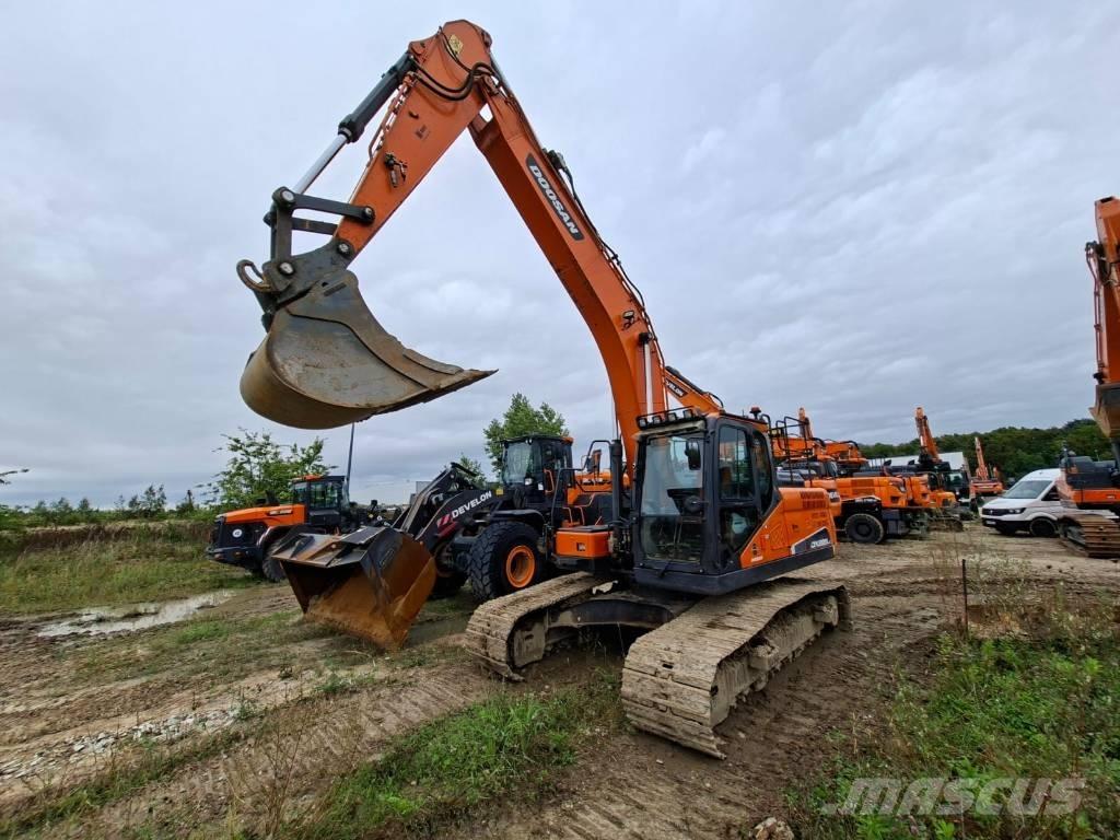 Doosan DX 225 LC-5 Pelle sur chenilles