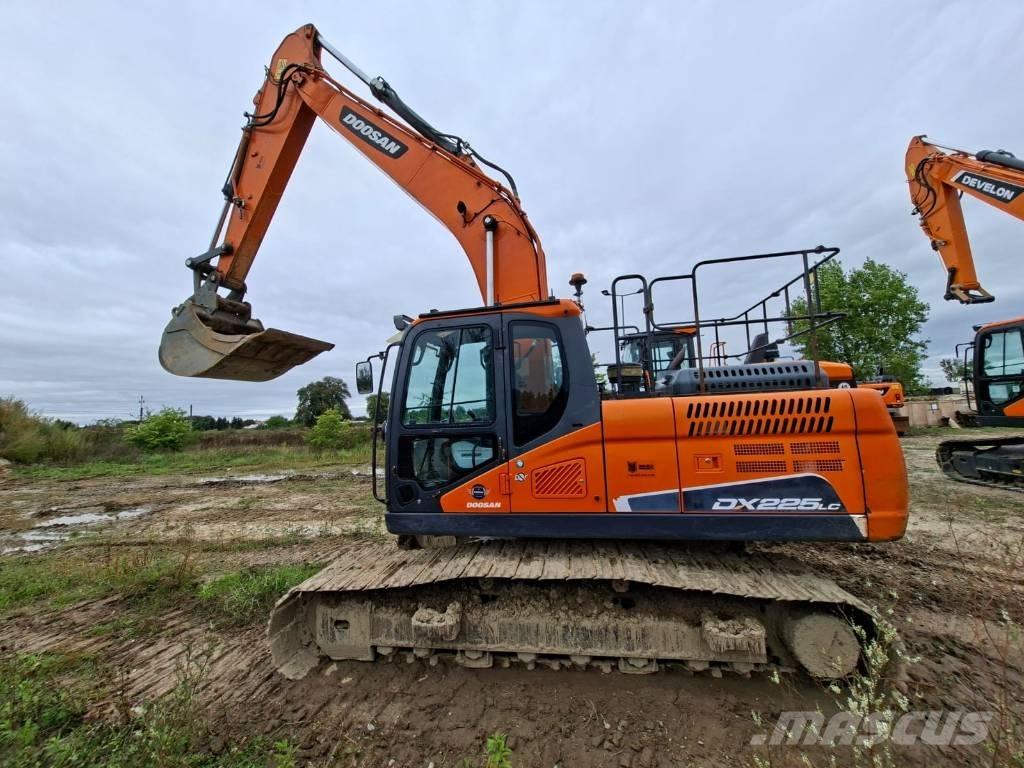 Doosan DX 225 LC-5 Pelle sur chenilles