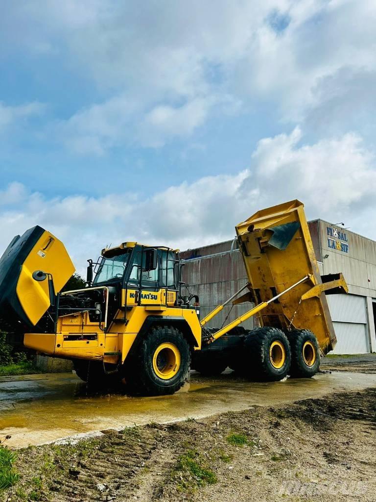 Komatsu HM 300-3 Tombereau articulé