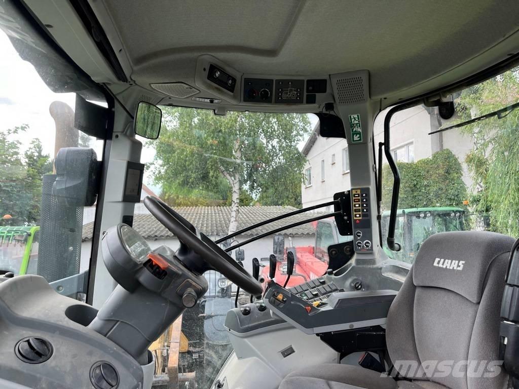 CLAAS AXION 800 CIS Tracteur