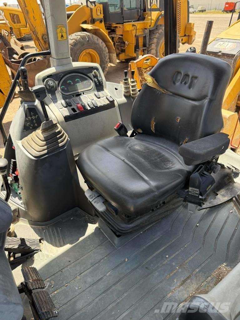 CAT 420 F Tractopelle