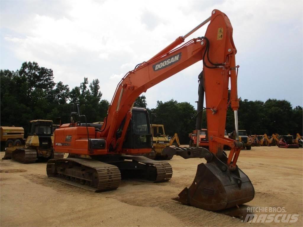 Doosan dx225 Pelle sur chenilles