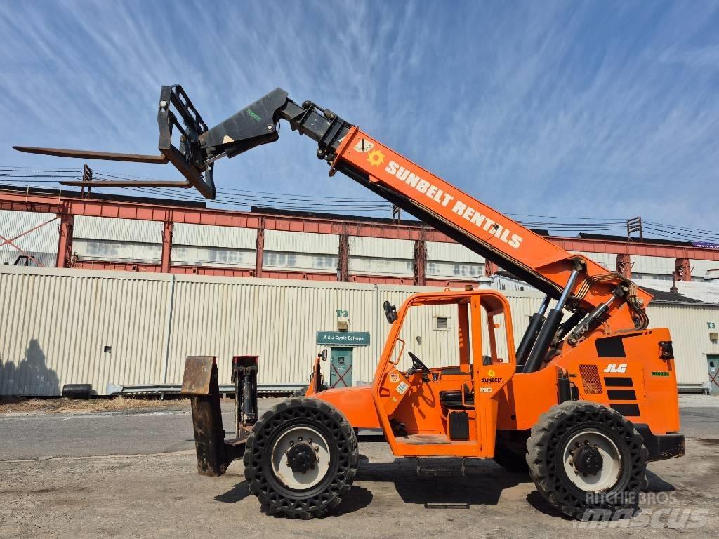 JLG 10054 Chariot télescopique